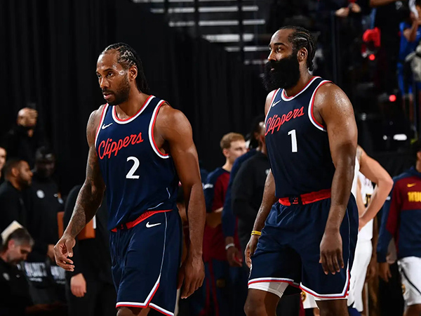 NBA西部新格局:雷霆领跑,多队竞逐季后赛