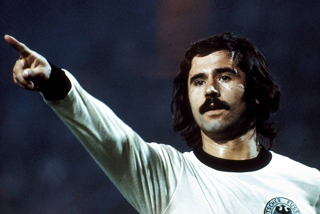 08月25日 天下足球 盖德-穆勒:传奇“轰炸机” 完整版录像回放