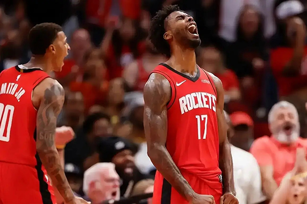 火箭等三队谈三方交易,诉求不同且存风险、薪资难平衡