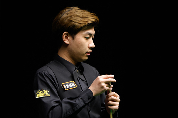 中国黑马冷杀北爱冠军！王雨晨4-1力克利索夫斯基首进32强